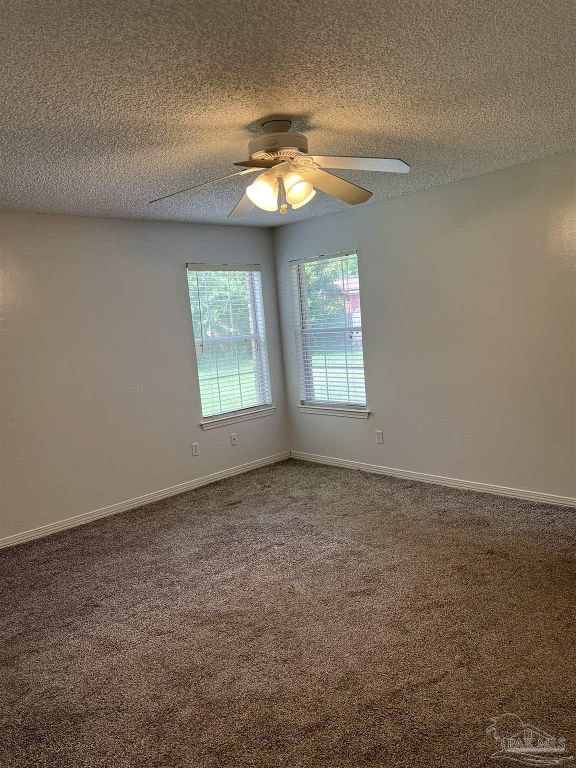 4416 Summerfield Court Milton, FL 32571 - Photo 16 of 33