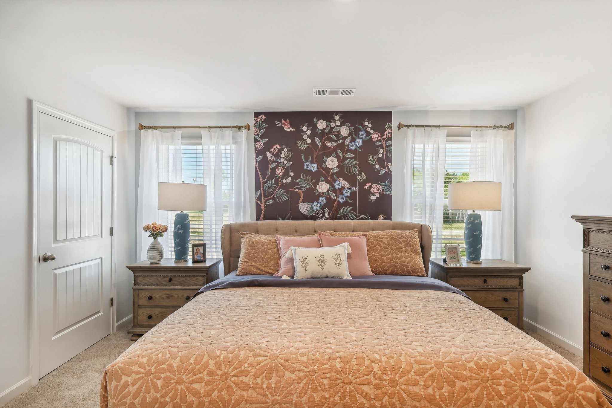 901 Highfield Way Lebanon, TN 37087 - Photo 17 of 29 a bedroom with a large bed and a window