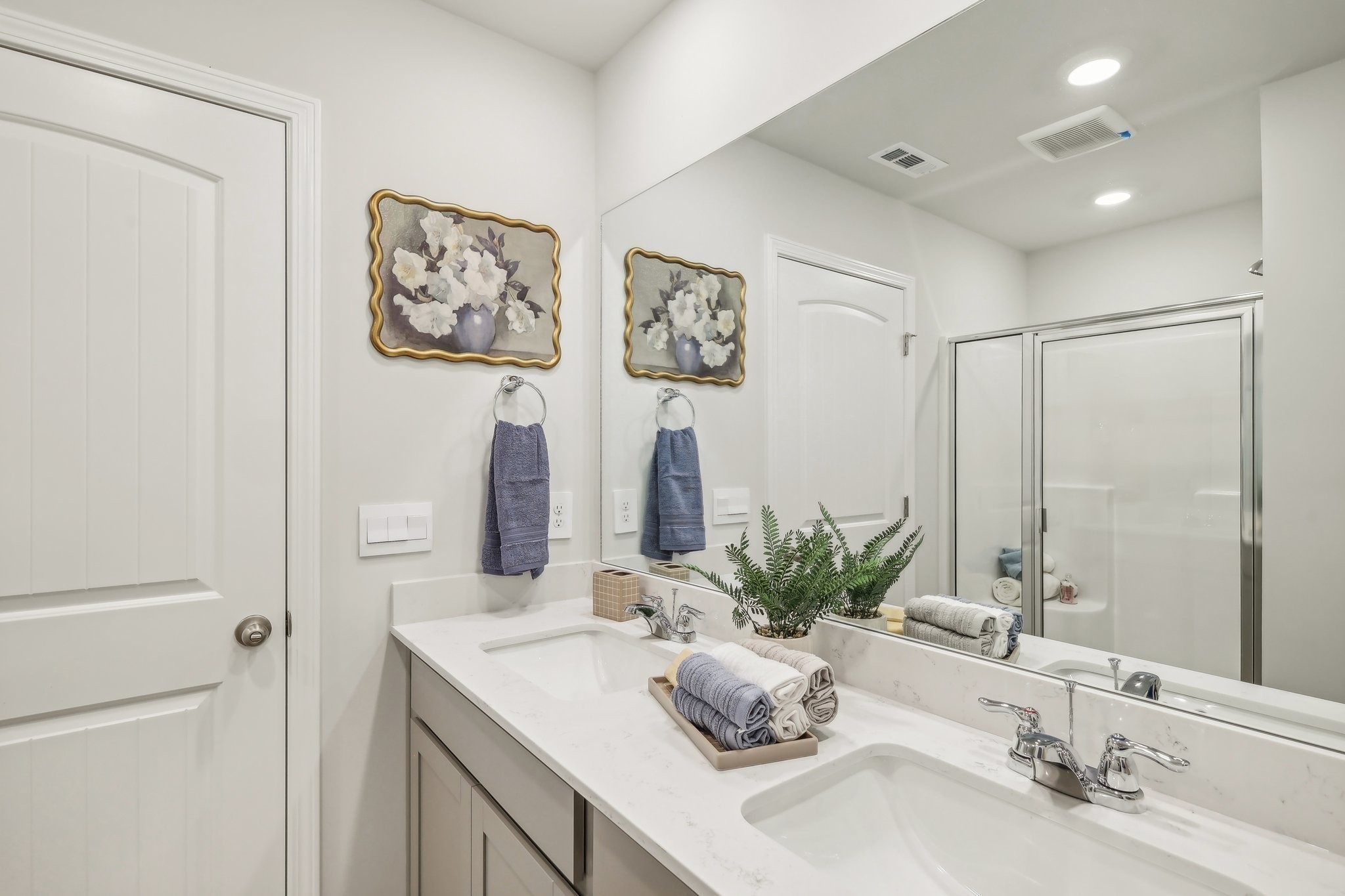 901 Highfield Way Lebanon, TN 37087 - Photo 21 of 29 a bathroom with a granite countertop sink and a mirror