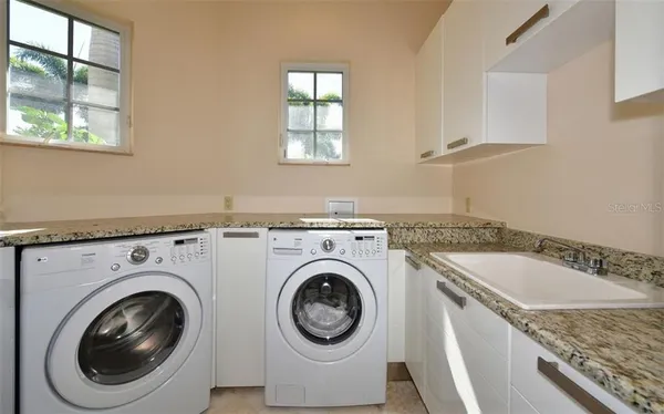 $18,000 | 1179 Morningside Place, Sarasota, FL 34236
