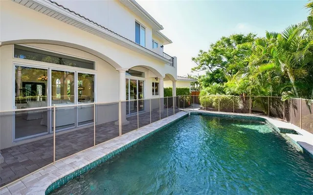 $18,000 | 1179 Morningside Place, Sarasota, FL 34236