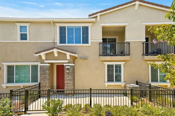 $470,000 | 16540 Wyndham Lane, Unit 3, Fontana, CA 92336