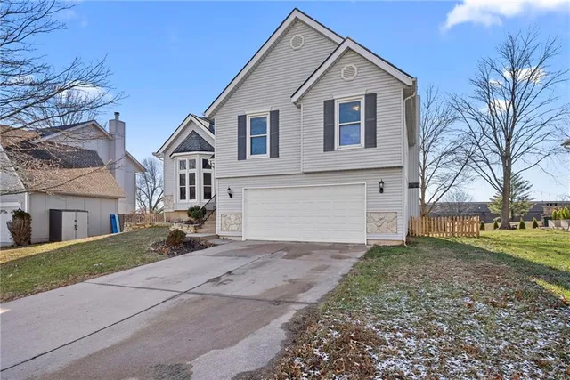 $419,000 | 8403 West 150th Street, Overland Park, KS 66223