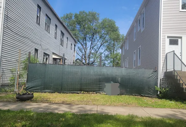 $21,000 | 8415 South Mackinaw Avenue, Chicago, IL 60617