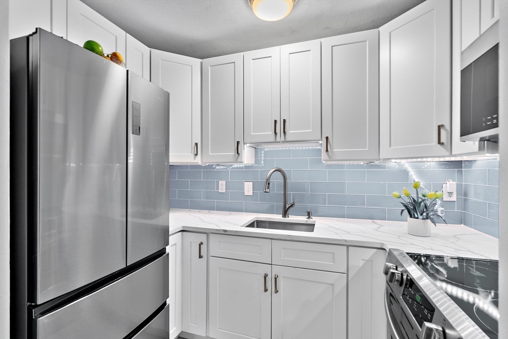 116 Boston Post Road East, Unit 204 Marlborough, MA 01752 - Photo 5 of 29