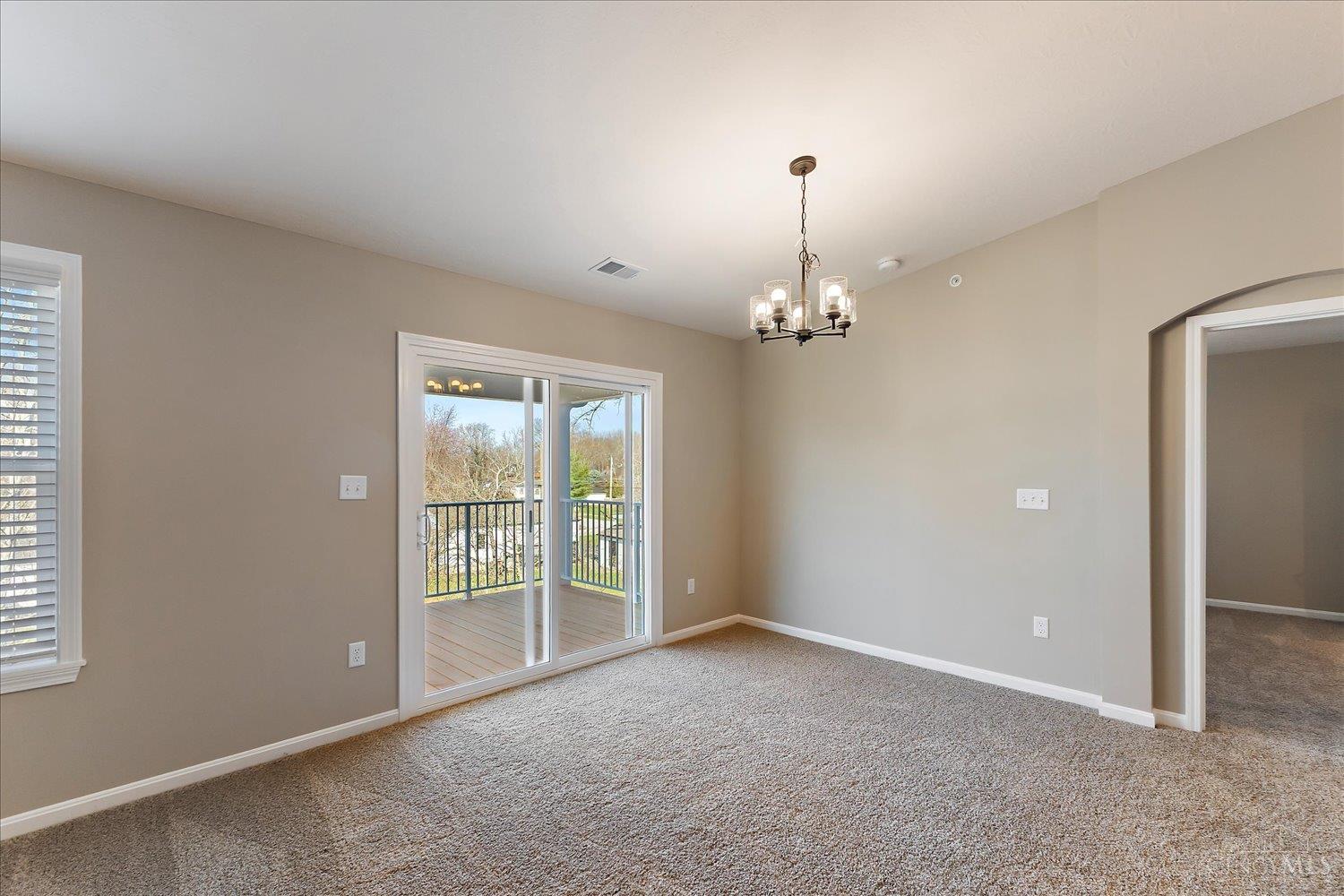547 Tradition Ridge, Unit 81301 Cincinnati, OH 45245 - Photo 9 of 34