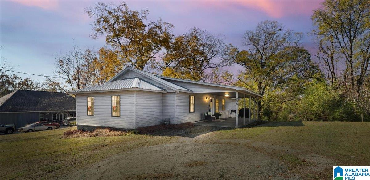 608 South A Street Oneonta, AL 35121 - Photo 1 of 27