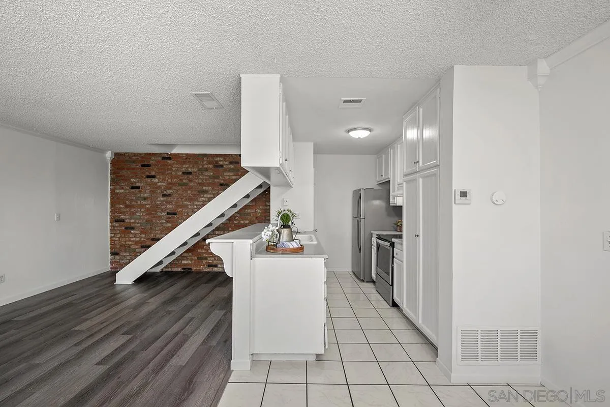 9837 Mission Gorge Road, Unit 3 Santee, CA 92071 - Photo 13 of 29