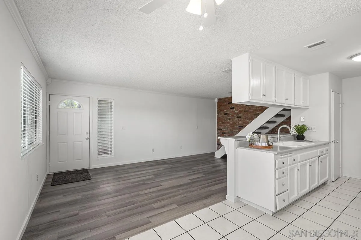 9837 Mission Gorge Road, Unit 3 Santee, CA 92071 - Photo 8 of 29