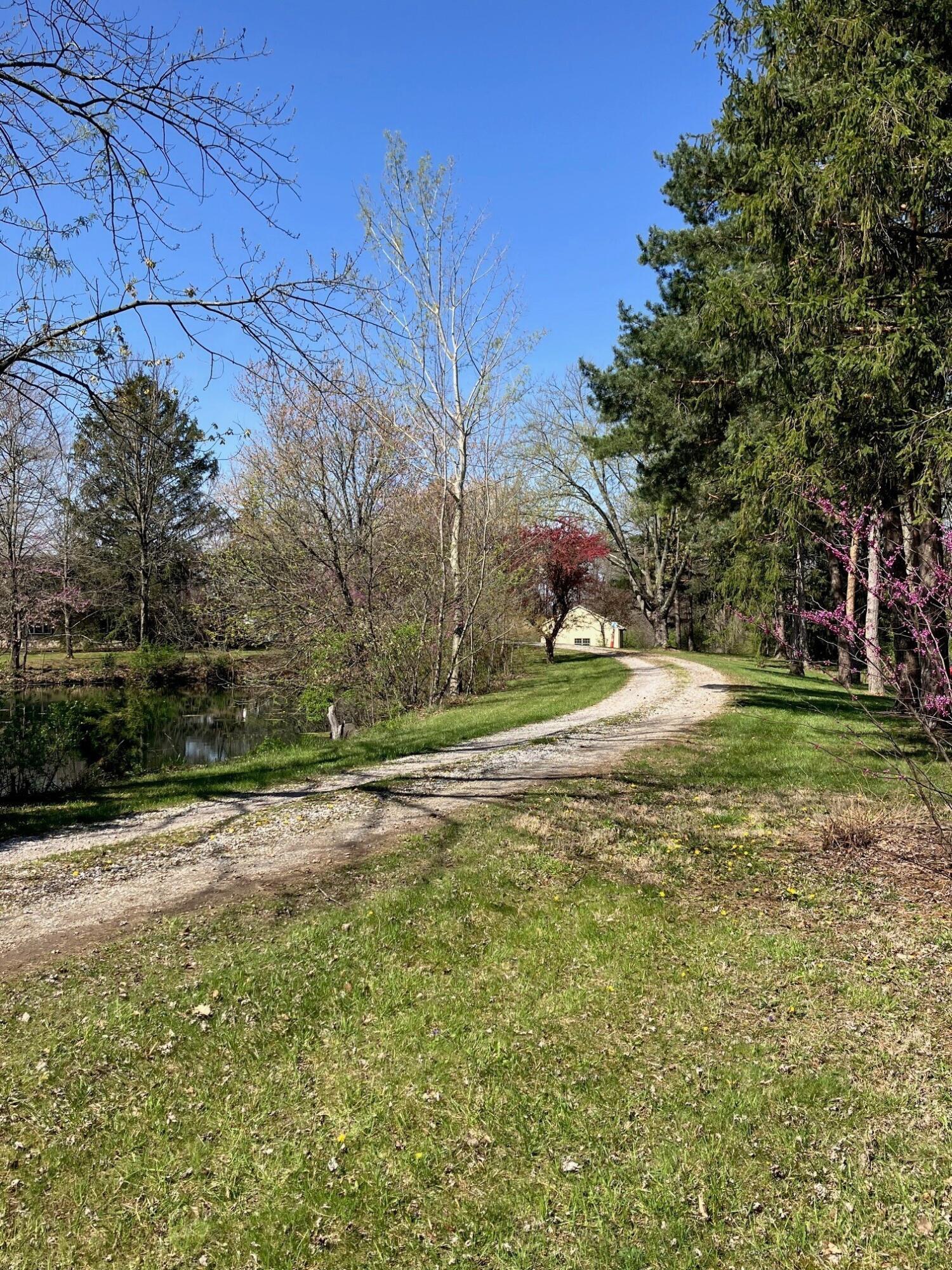 6980 South Old State Road Lewis Center, OH 43035 - Photo 66 of 66 Driveway