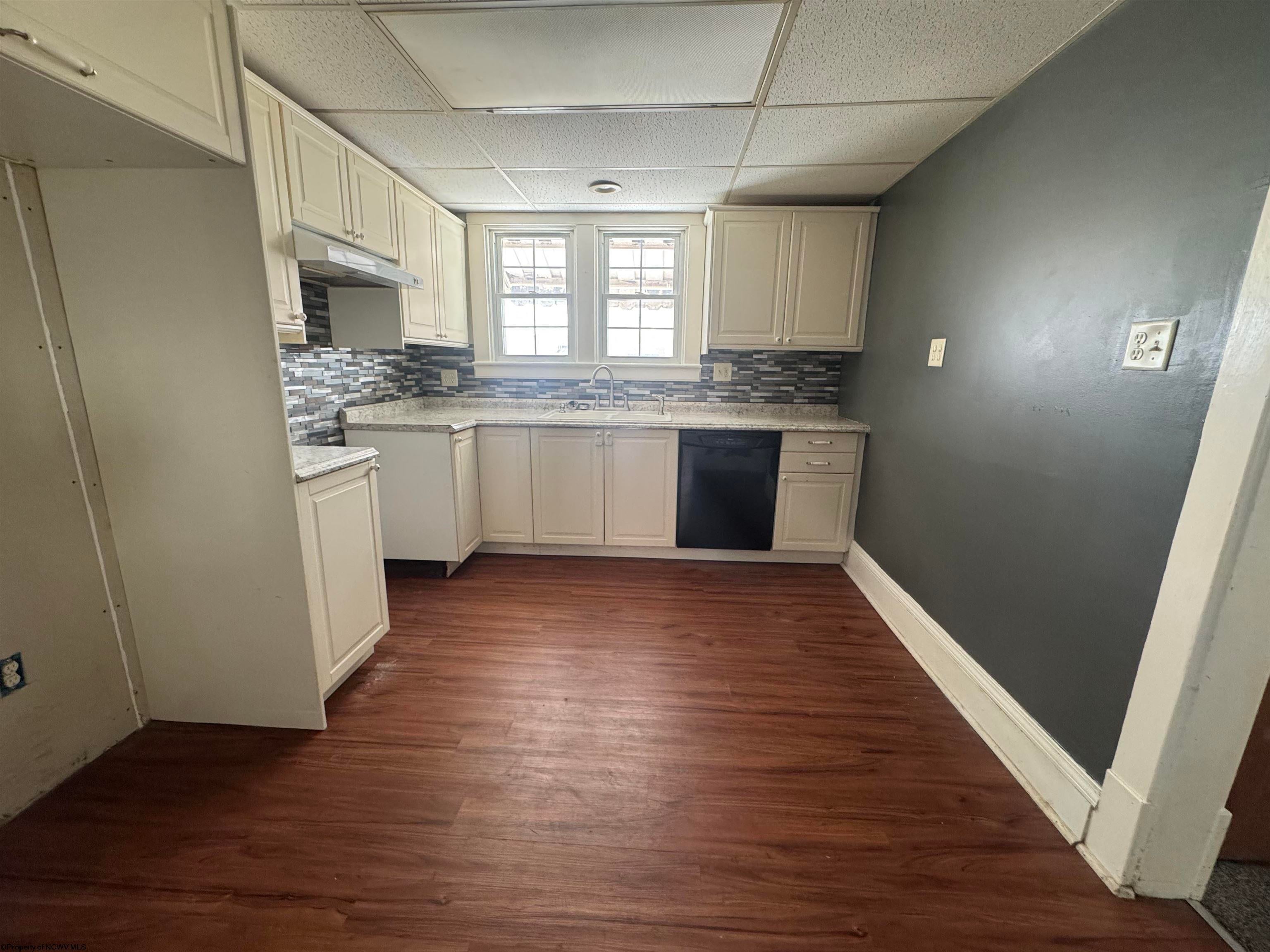 102 Ridenour Street Clarksburg, WV 26301 - Photo 7 of 20 Gallery Image 7
