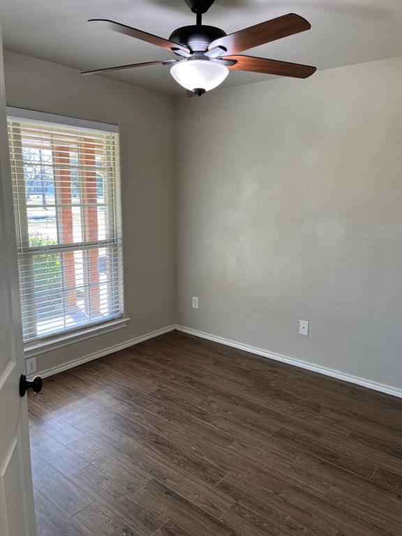 205 East Border Street Rio Vista, TX 76093 - Photo 12 of 13