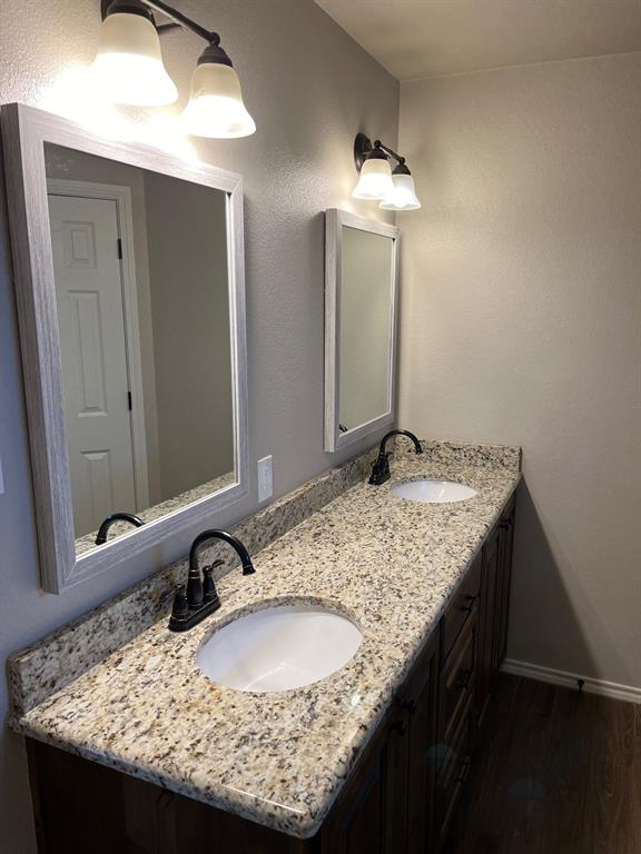 205 East Border Street Rio Vista, TX 76093 - Photo 4 of 13