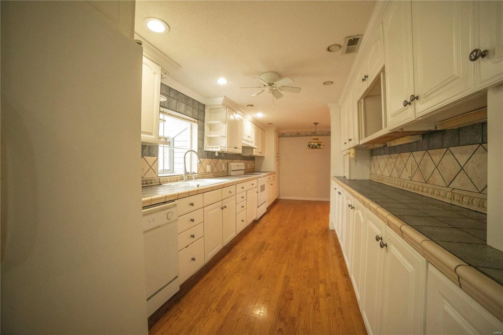 19460 County Road 266 Eolia, MO 63344 - Photo 5 of 7