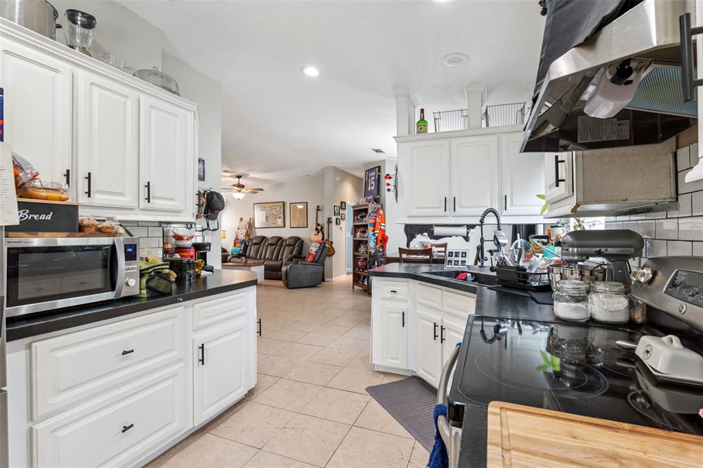 3640 Hammock Road Mims, FL 32754 - Photo 9 of 53