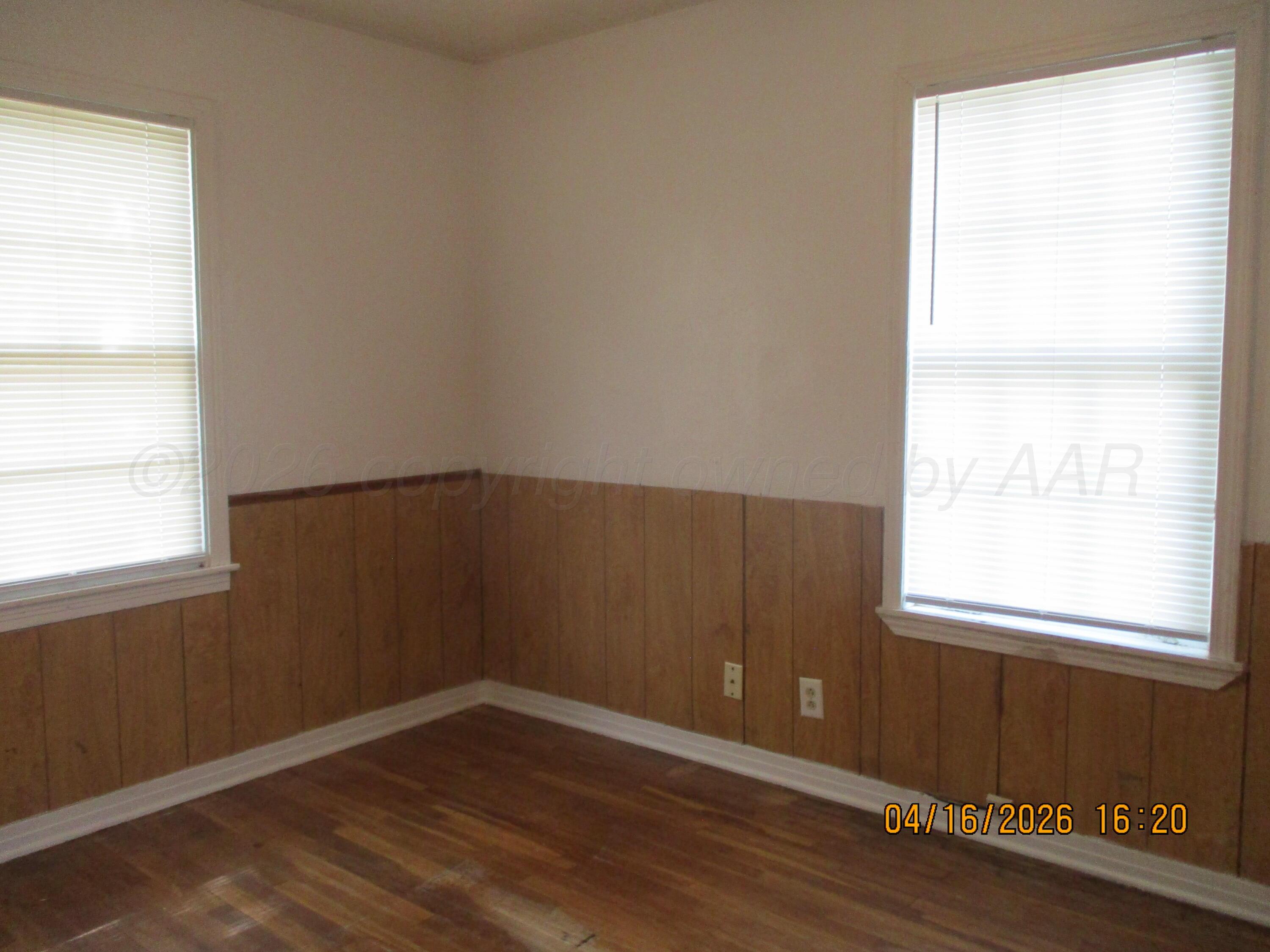 1627 Martin Road Amarillo, TX 79107 - Photo 7 of 9 Room 3