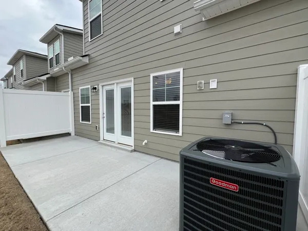 $1,995 | 967 Horse Mountain Road, Unit 8C, Shelbyville, TN 37160