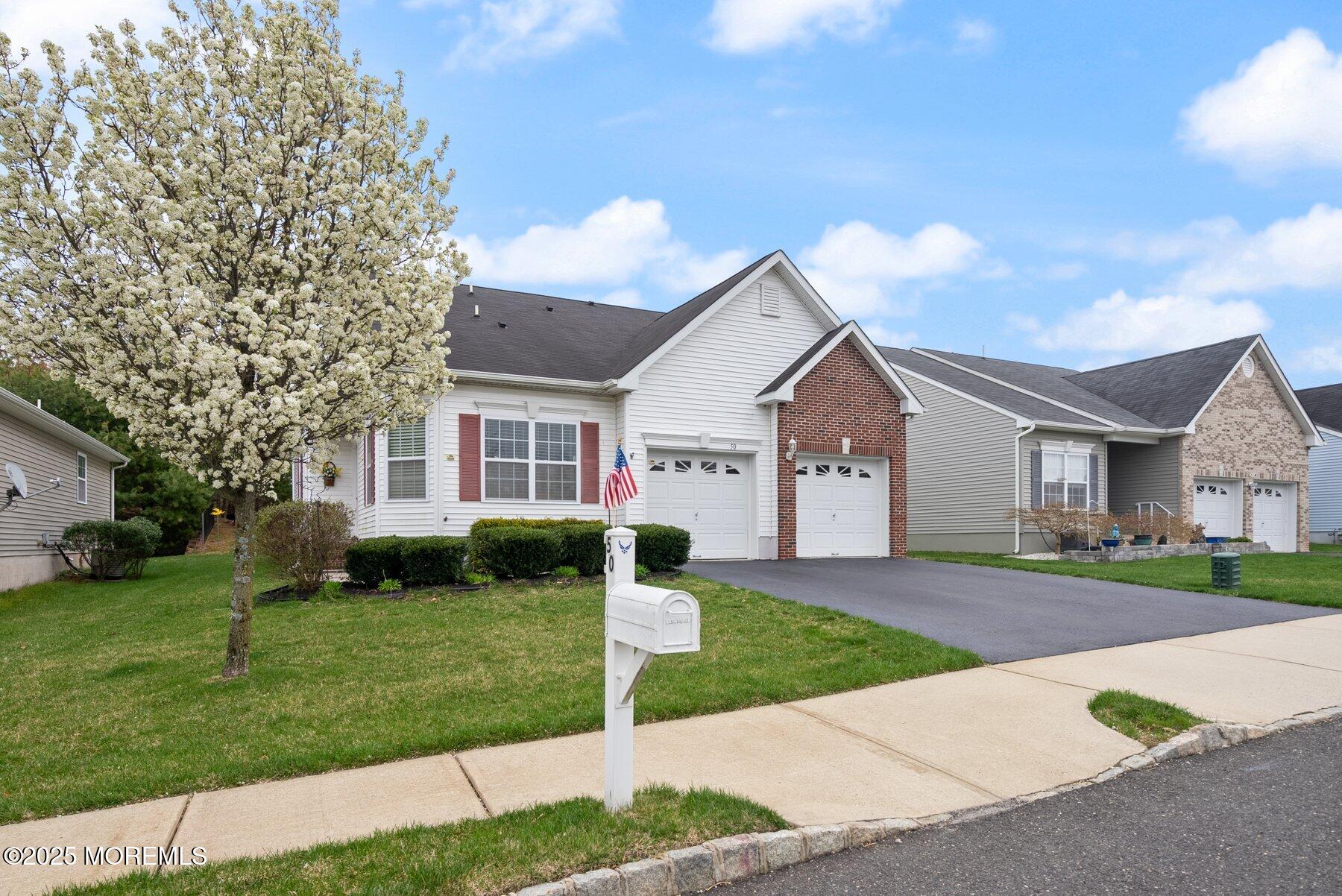 50 Little Leaf Lane Howell, NJ 07731 - Photo 2 of 33 50 Little Leaf Ln, Howell Township, NJ 0