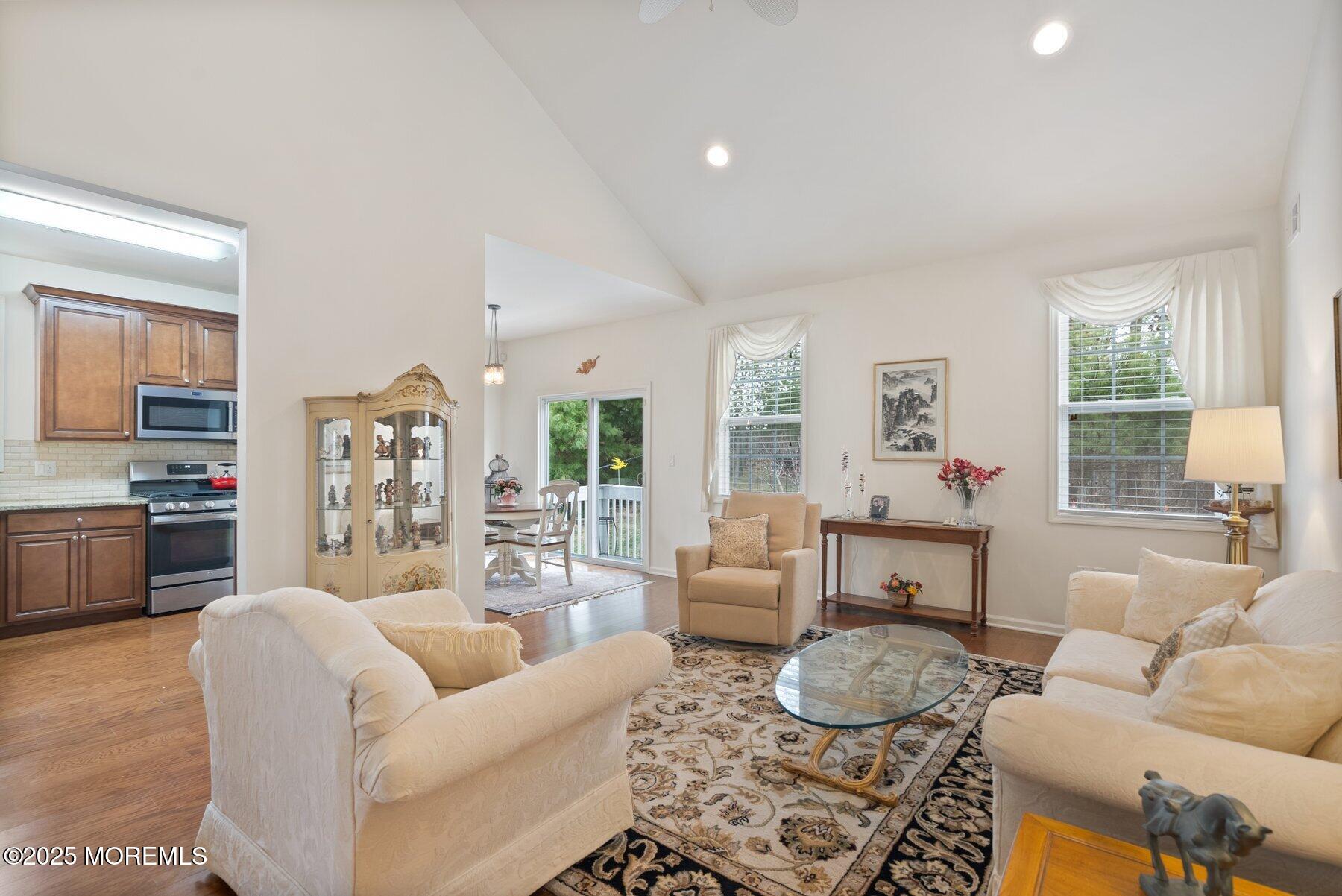 50 Little Leaf Lane Howell, NJ 07731 - Photo 9 of 33 50 Little Leaf Ln, Howell Township, NJ 0