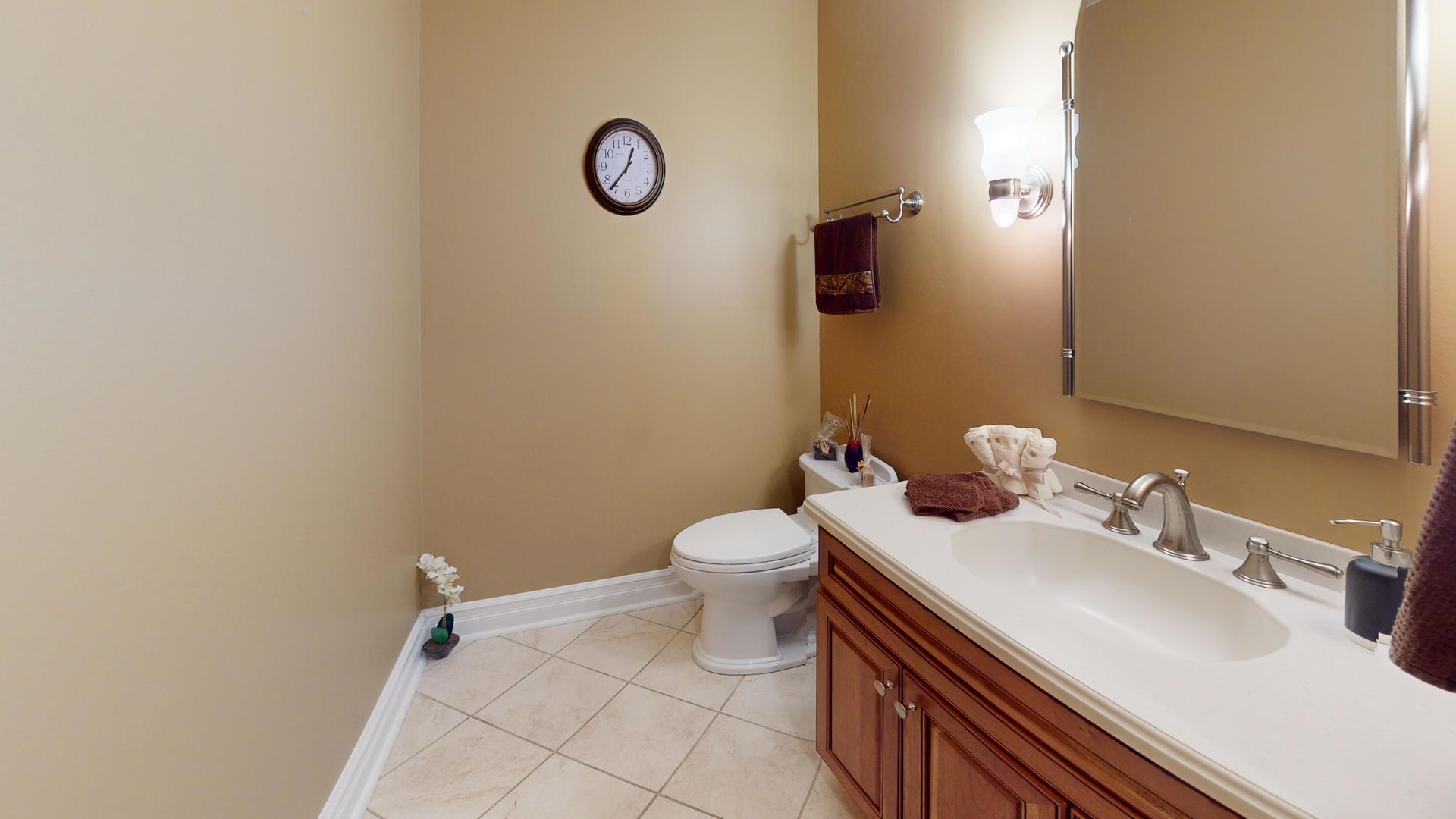 724 Eastchester Road Wheeling, IL 60090 - Photo 20 of 44 Gallery Image 20