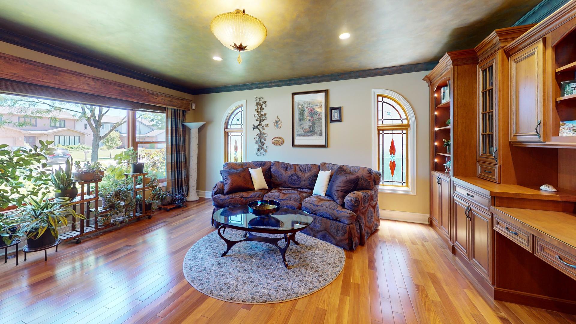 724 Eastchester Road Wheeling, IL 60090 - Photo 4 of 44 Gallery Image 4