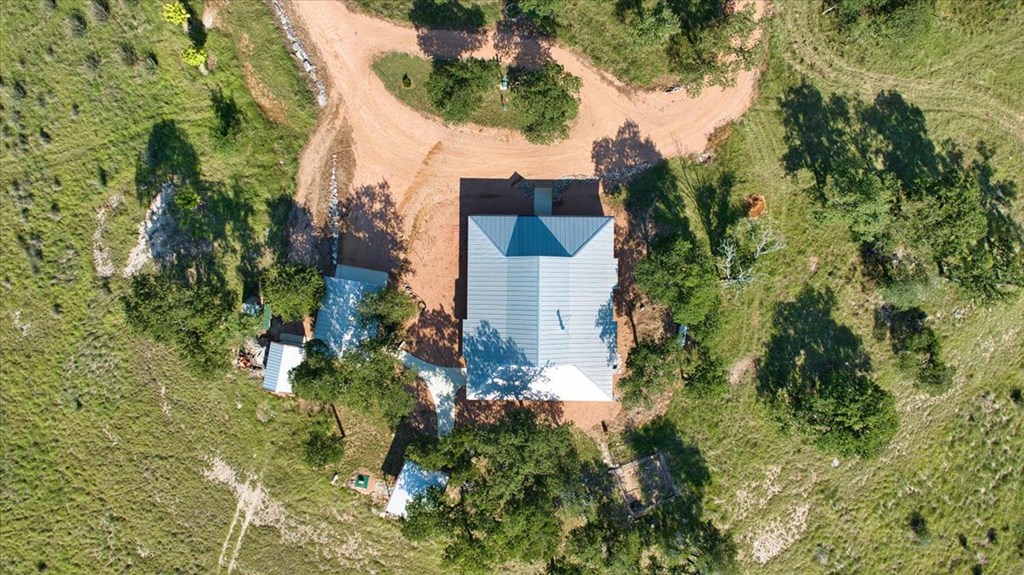 1411 Grape Creek Road Fredericksburg, TX 78624 - Photo 22 of 53