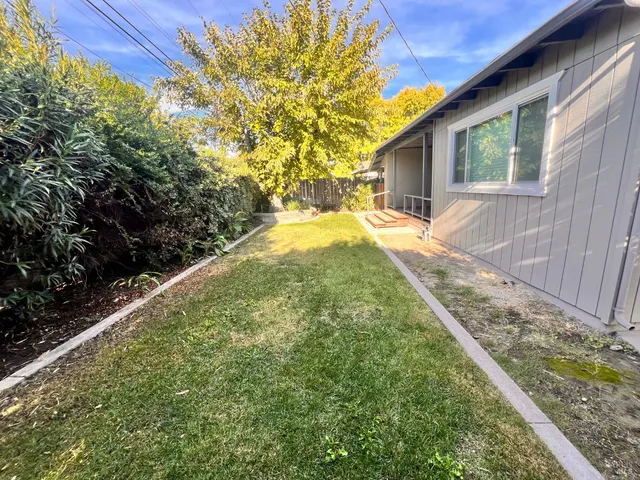$2,500 | 851 Rolling Green Drive, Rio Vista, CA 94571