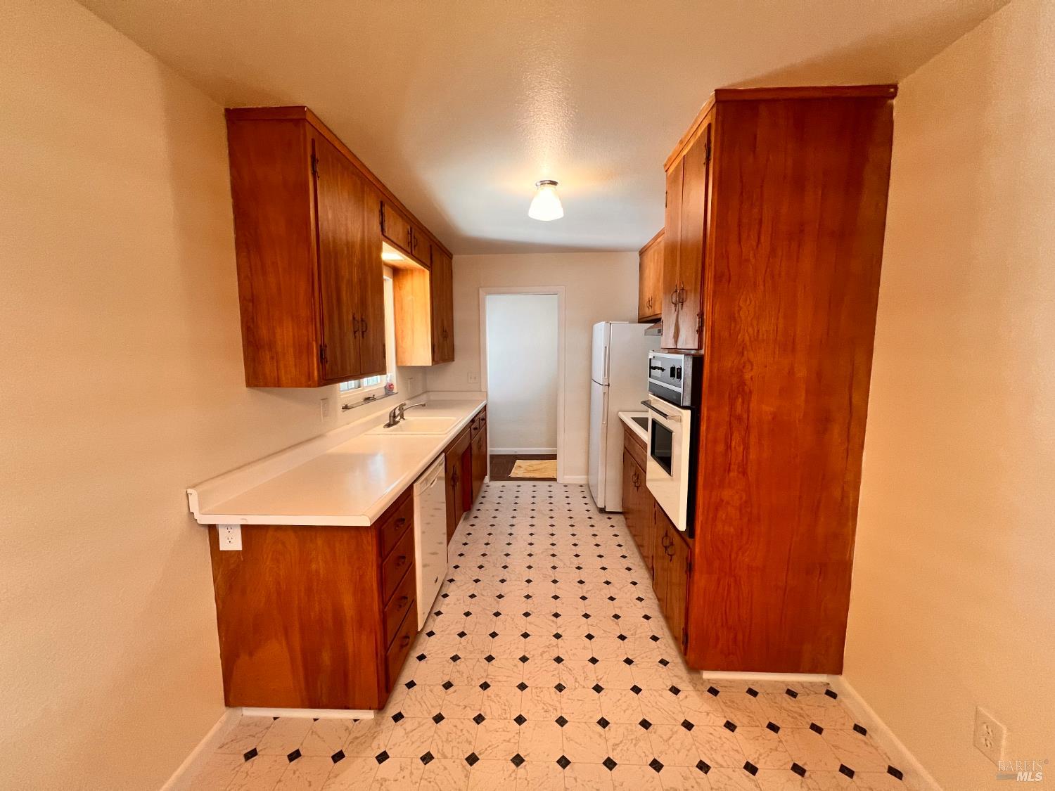 851 Rolling Green Drive Rio Vista, CA 94571 - Photo 7 of 17