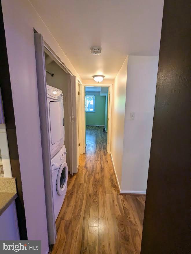 1621 Parkcrest Circle, Unit 101 Reston, VA 20190 - Photo 7 of 16 a view of hallway with wooden floor