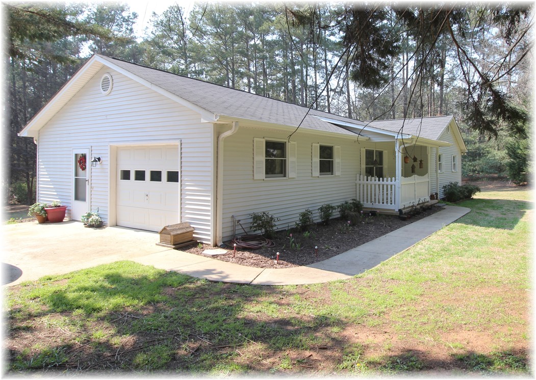 211 Emerald Road Seneca, SC 29678 - Photo 18 of 20 Gallery Image 18
