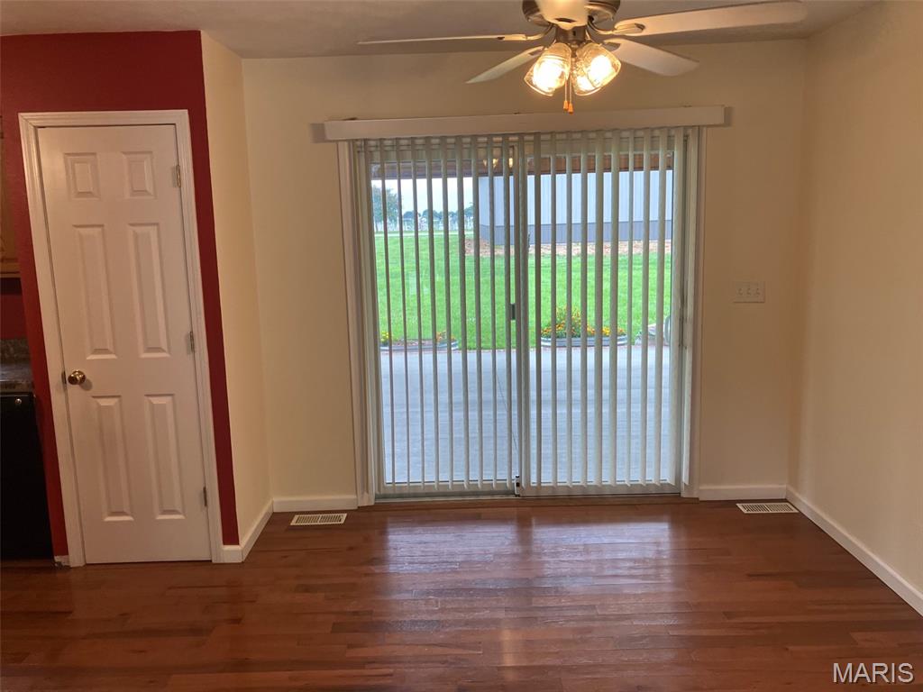 502 West 3rd Street Aviston, IL 62216 - Photo 5 of 19