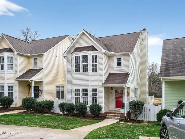 $525,000 | 121 Westview Cove Lane, Cary, NC 27513