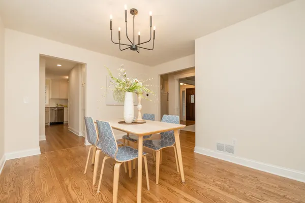 $549,900 | 4809 Four Seasons Drive, Eagan, MN 55122