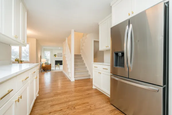 $549,900 | 4809 Four Seasons Drive, Eagan, MN 55122