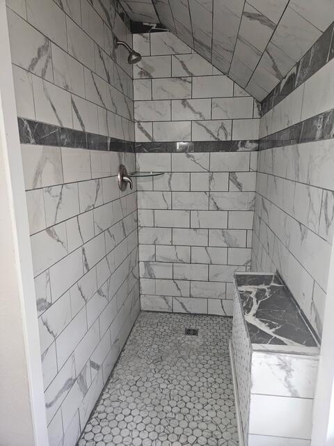 717 Bristol Street Adrian, MI 49221 - Photo 14 of 16 20260409_160510