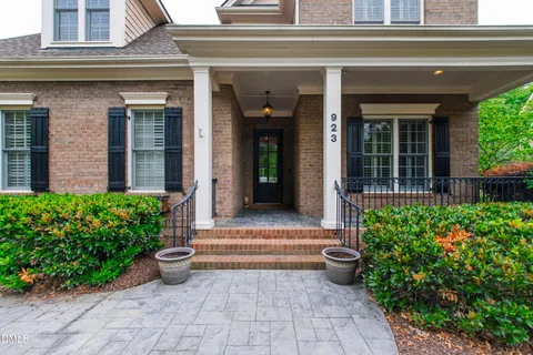 $1,350,000 | 923 Dominion Hill Drive, Cary, NC 27519