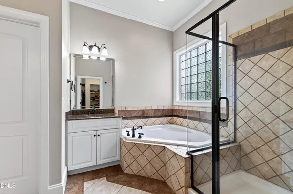 $1,350,000 | 923 Dominion Hill Drive, Cary, NC 27519