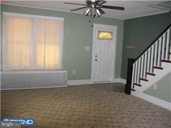 515 Friedensburg Road Reading, PA 19606 - Photo 2 of 6 Living Room