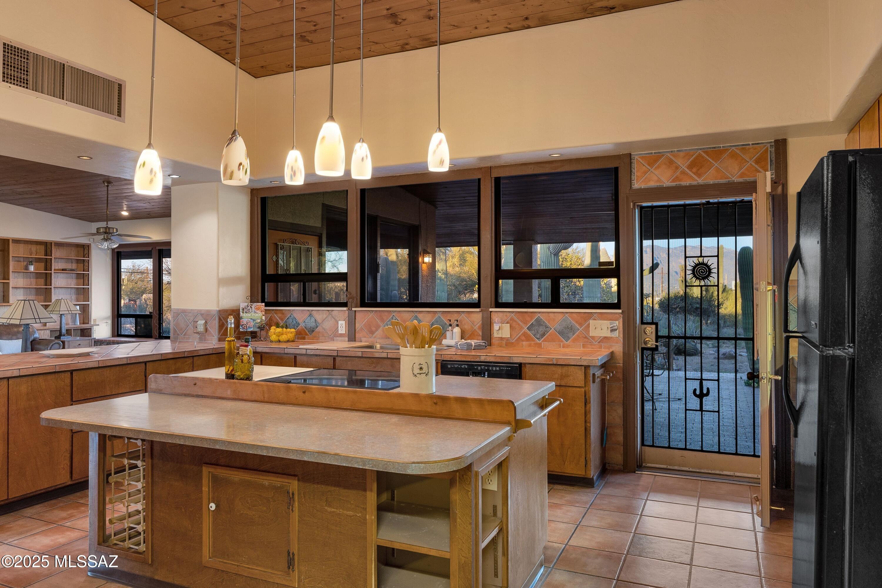 2614 North Grannen Road Tucson, AZ 85745 - Photo 15 of 49