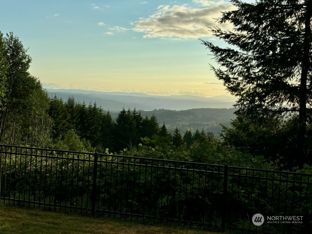 235 Ravenwood Road Kelso, WA 98626 - Photo 36 of 37 Gallery Image 36