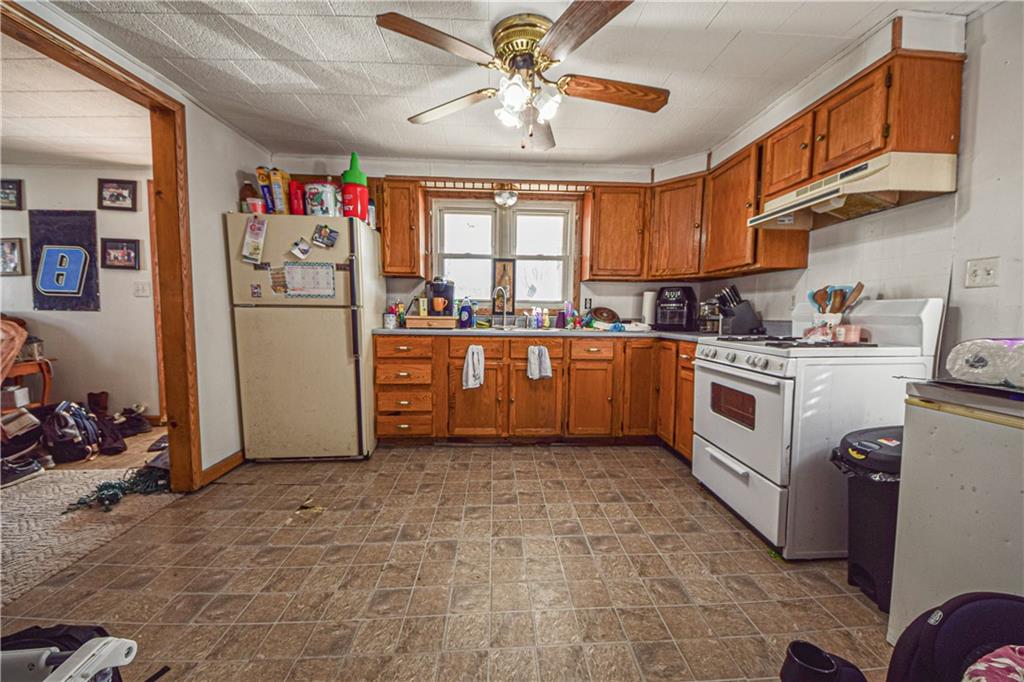 724 Della Road Columbus, IN 47203 - Photo 4 of 9 Gallery Image 4