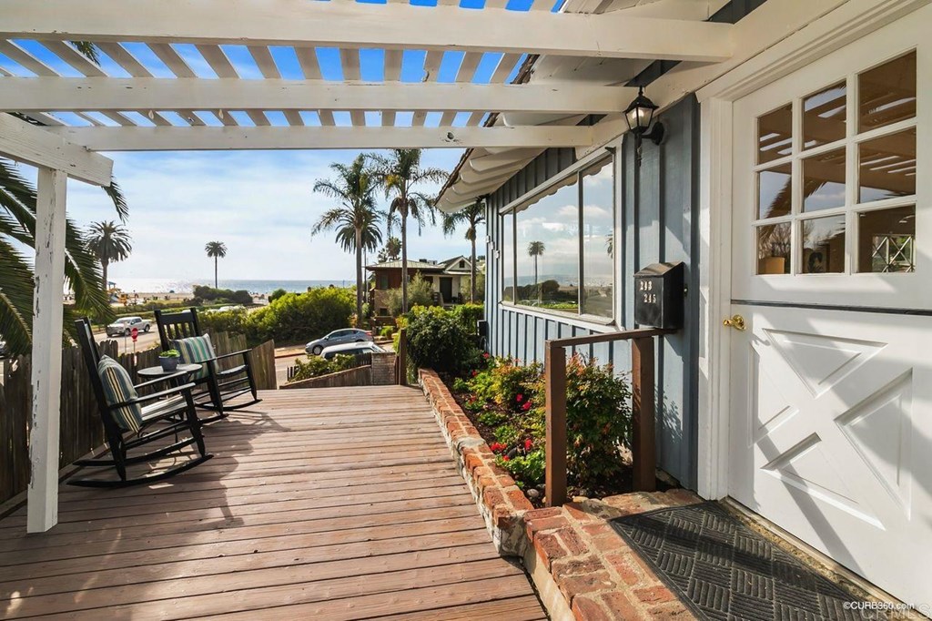 243 3rd Street Encinitas, CA 92024 - Photo 18 of 29