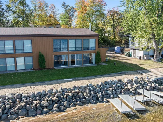 $324,900 | 9125 Breezy Point Drive, Unit 437, Breezy Point, MN 56472