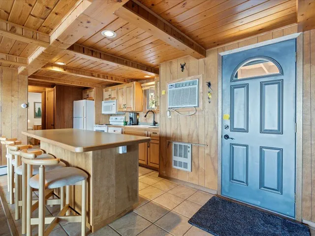 $324,900 | 9125 Breezy Point Drive, Unit 437, Breezy Point, MN 56472