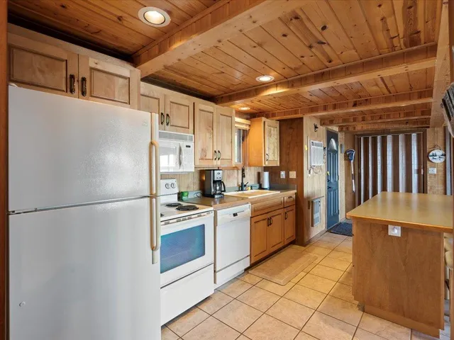 $324,900 | 9125 Breezy Point Drive, Unit 437, Breezy Point, MN 56472