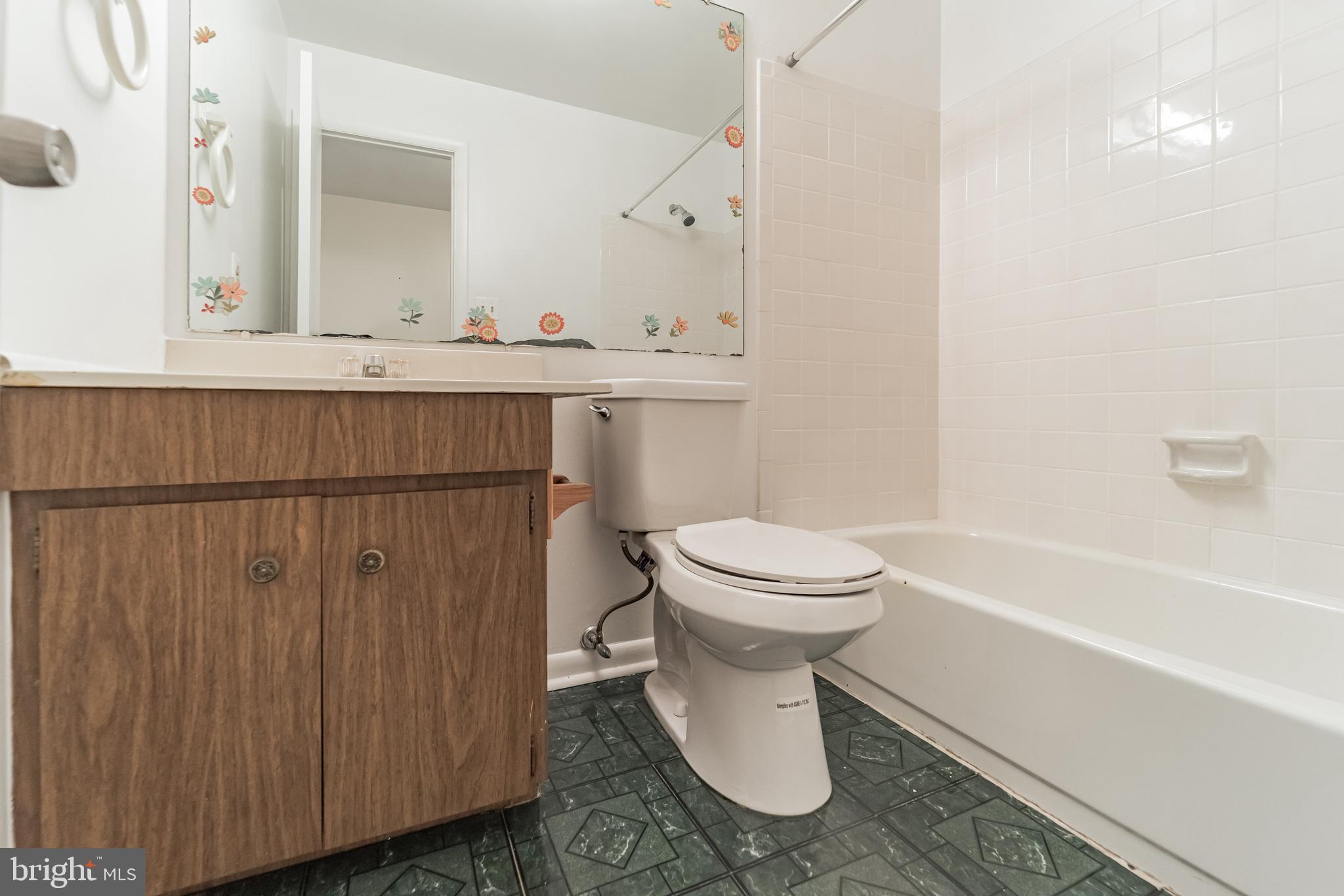 5320 Eliots Oak Road Columbia, MD 21044 - Photo 15 of 31 Bath
