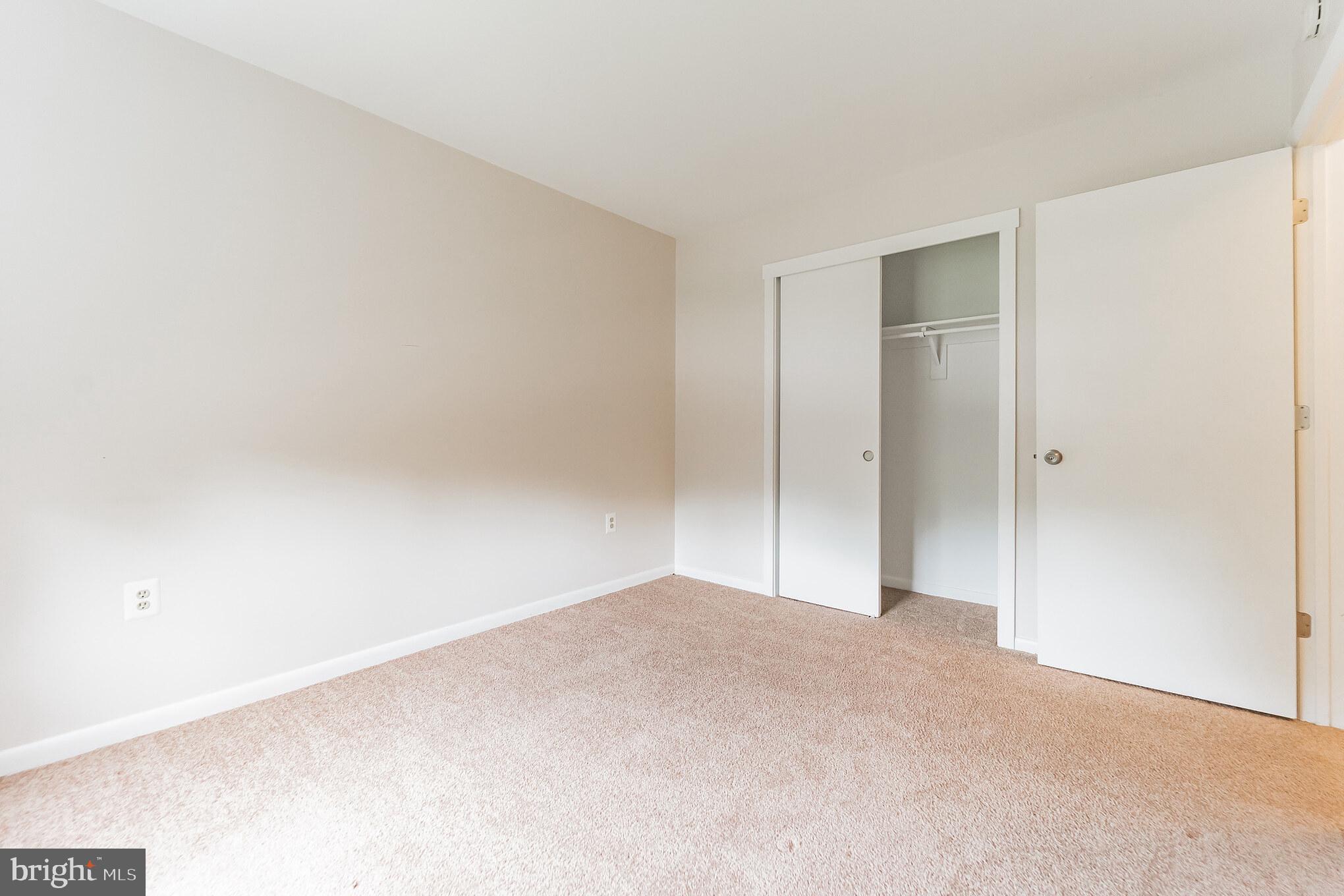 5320 Eliots Oak Road Columbia, MD 21044 - Photo 20 of 31 Interior