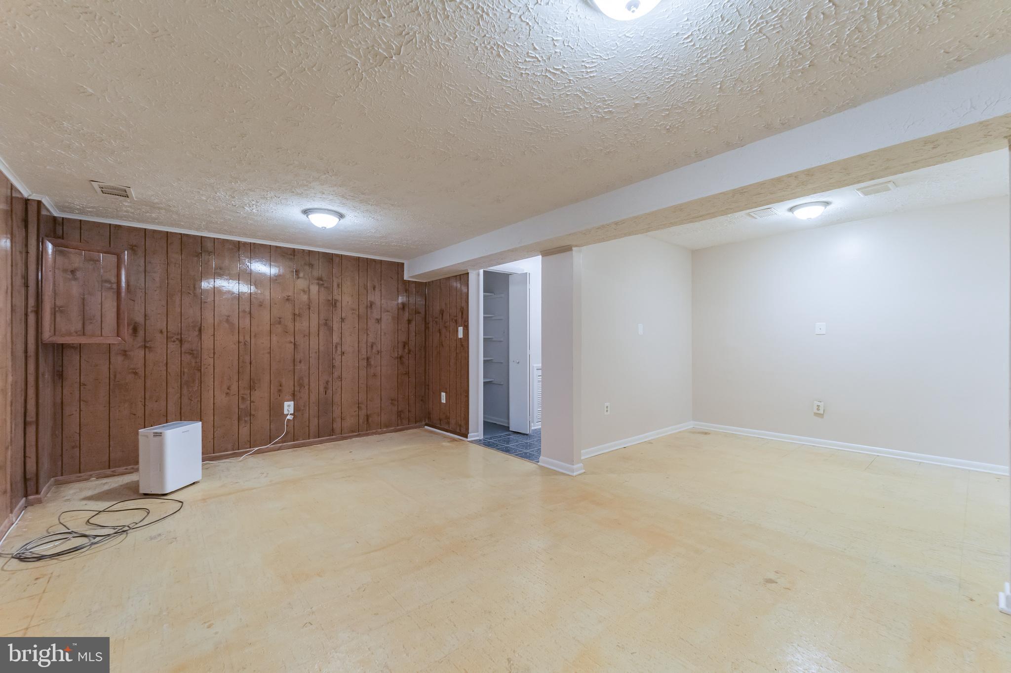 5320 Eliots Oak Road Columbia, MD 21044 - Photo 25 of 31 Basement