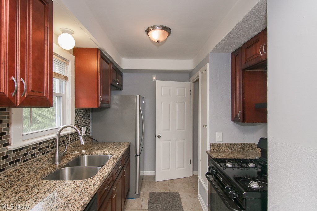 3767 Wallingford Road South Euclid, OH 44121 - Photo 23 of 34