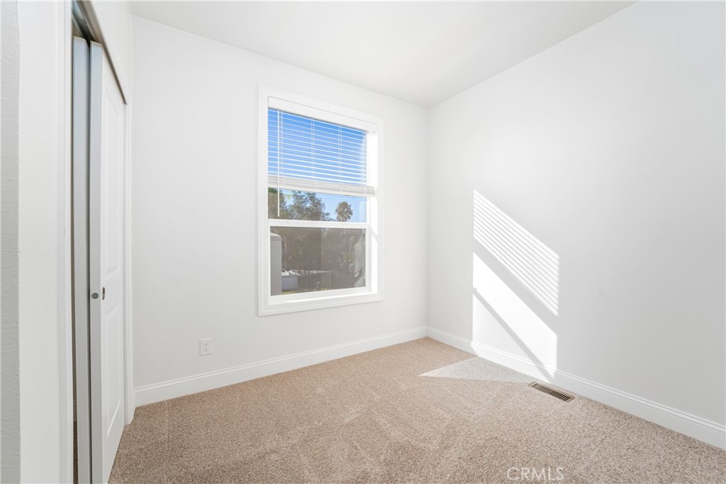 1120 East Mission Road, Unit 22 Fallbrook, CA 92028 - Photo 13 of 29 Gallery Image 13